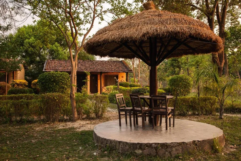 Bardia Riverside View Park Resort - FR and EN speaking, Hotel in Bhurkīā