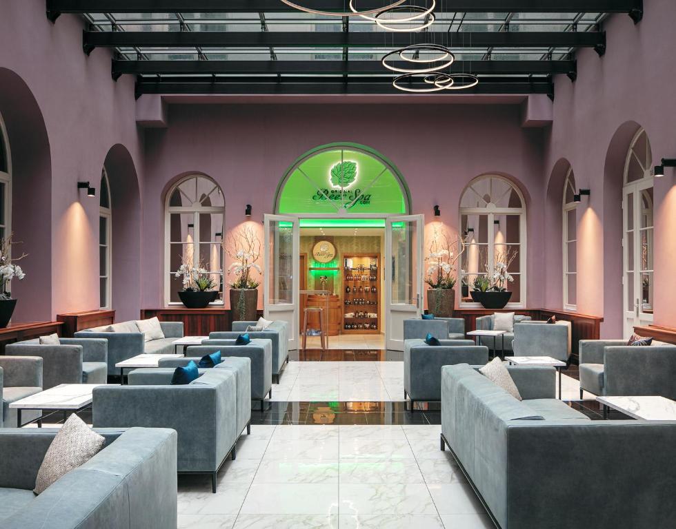 Lobby, Michelangelo Grand Hotel in Prague