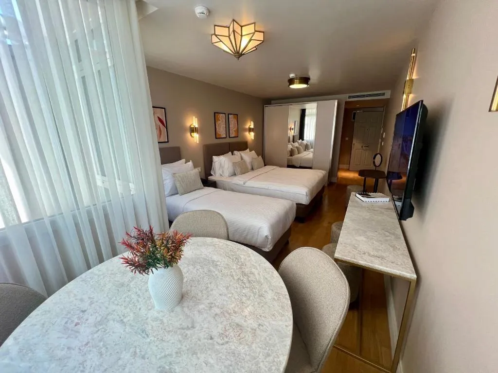 Weingart Suites Hotel, hotel in Istanbul
