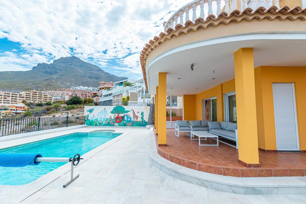 Villa with private pool and magnificent views - 5