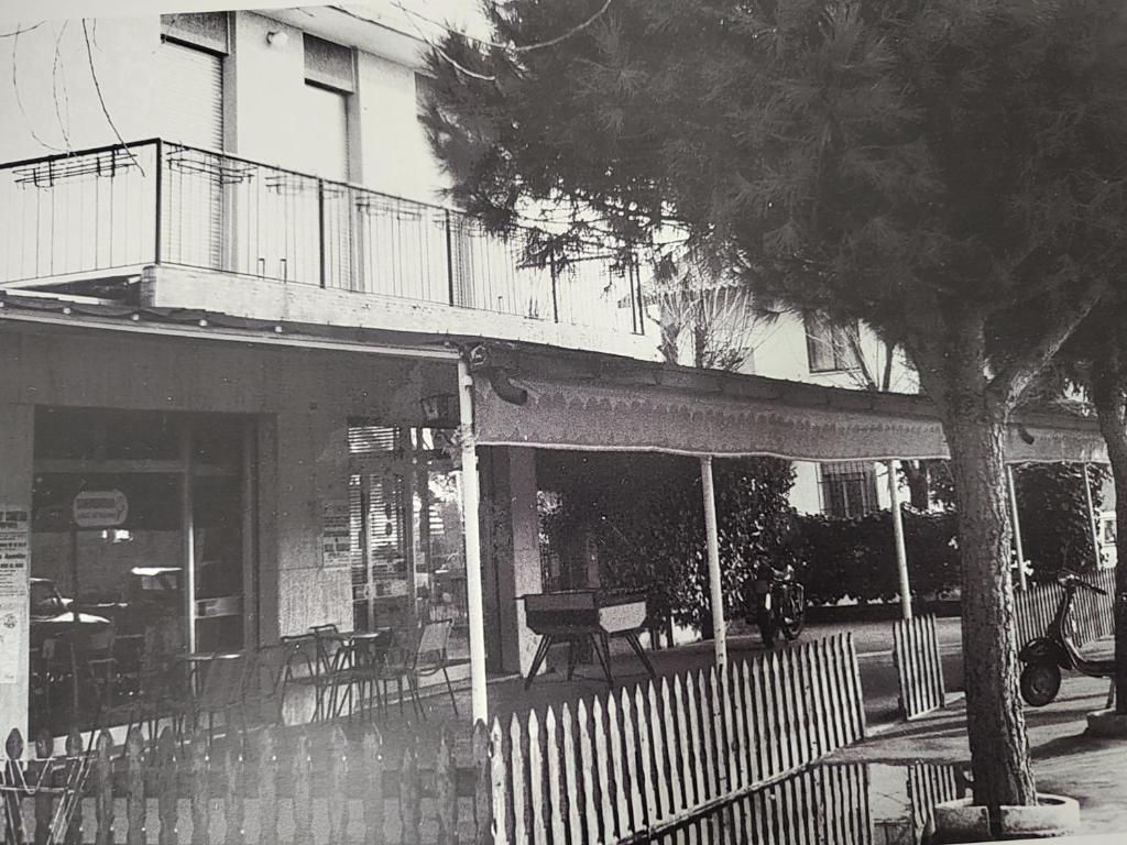 Bar Moro 1963 - 2