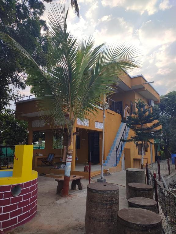 VISHWVRUND HOME STAy, Rājpīpla