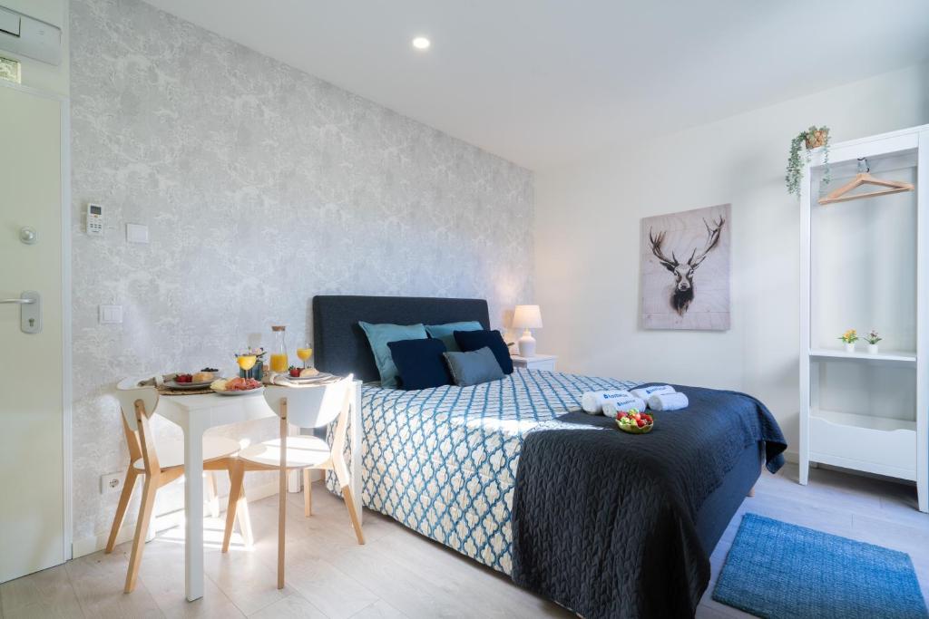 Host Wise - Central Private Flats - Terrace, Porto