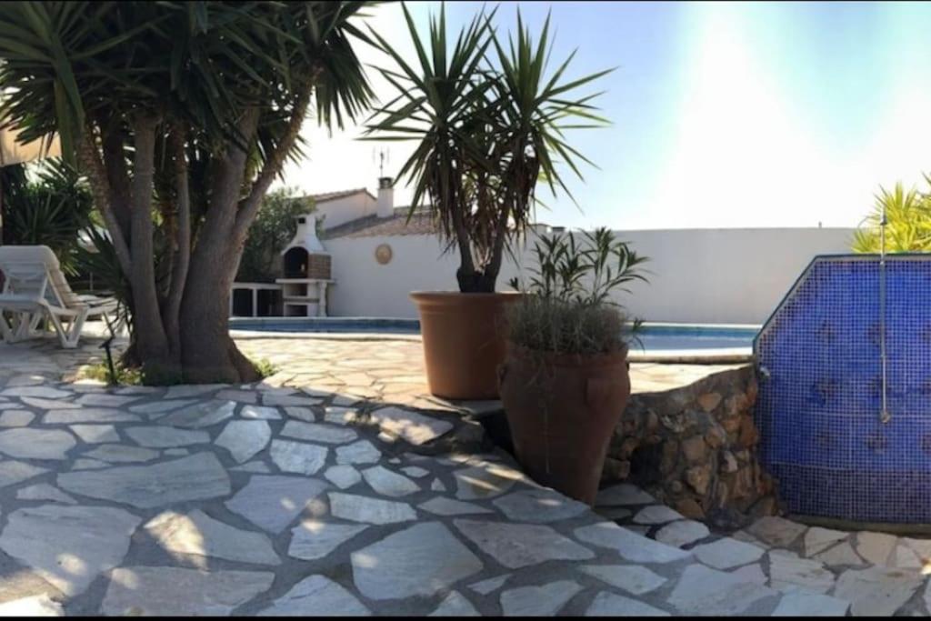 Detached Villa with Private Pool - 4