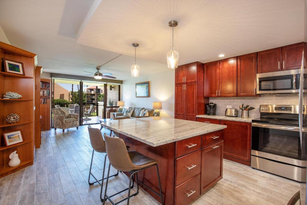 Kamaole Sands 7-205, Wailea