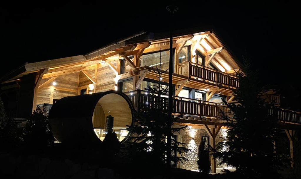 Chalet Aguila - Jacuzzi et sauna panoramique - vue spectaculaire - 4