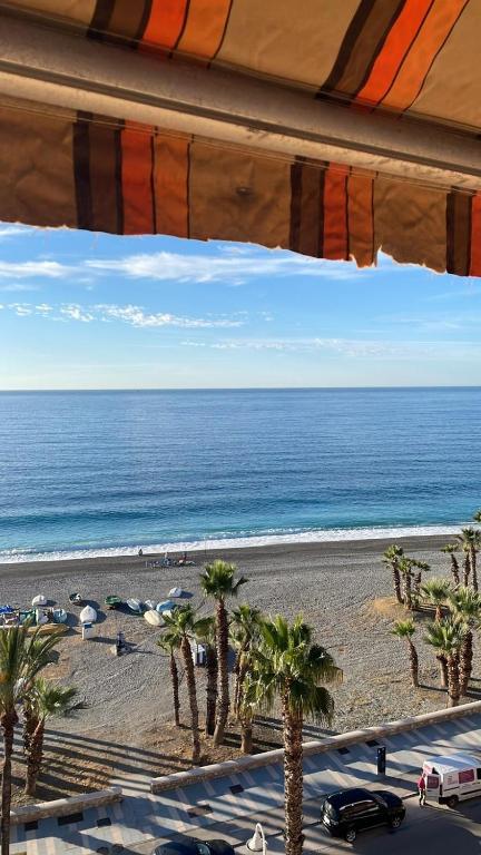 Playa de Velilla - Apartamento en primera línea - 5