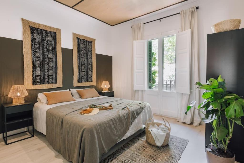 Bambuti - 3 bedrooms and balcony in Passeig Sant Joan, Barcelona