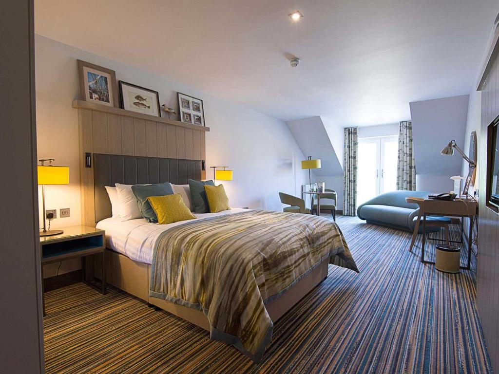The Waterside Hotel photo