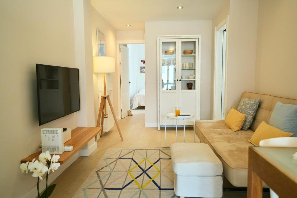 Minimalist Home Canteras Beach - 2