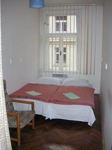 Hostel Bell — Hotel in Prague