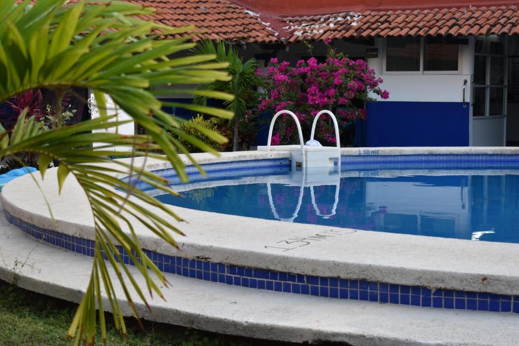 Plaza Almendros Hotel Isla Mujeres - 4
