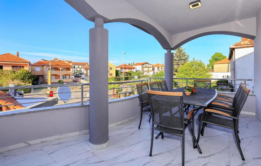 Amazing Apartment In Zadar With Wifi, Zadar