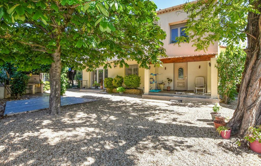 Gorgeous Home In Sorgues With Wifi, Sorgues