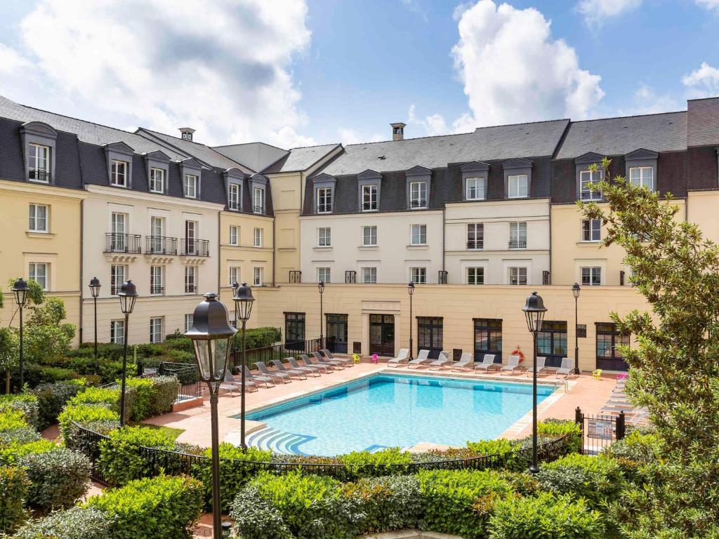 Disneyland Deluxe flat, outside pool, Climatisation, 1 min to Disney Parks - 1
