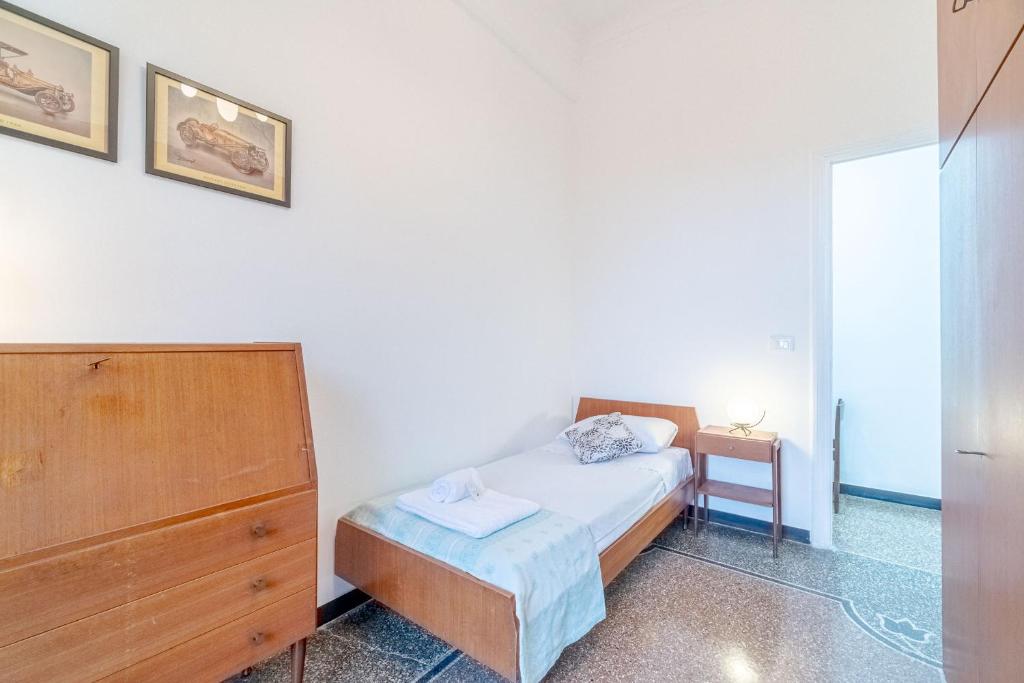 GuestHost - Genova San Fruttuoso Vintage & Roomy Flat - 5