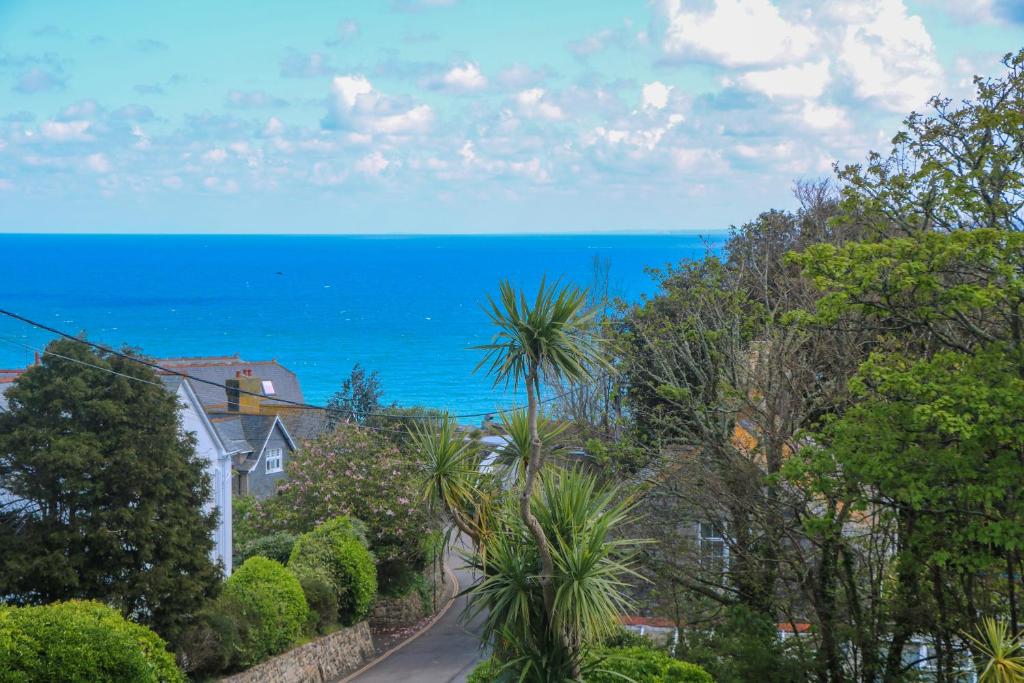 Talland View, St Ives