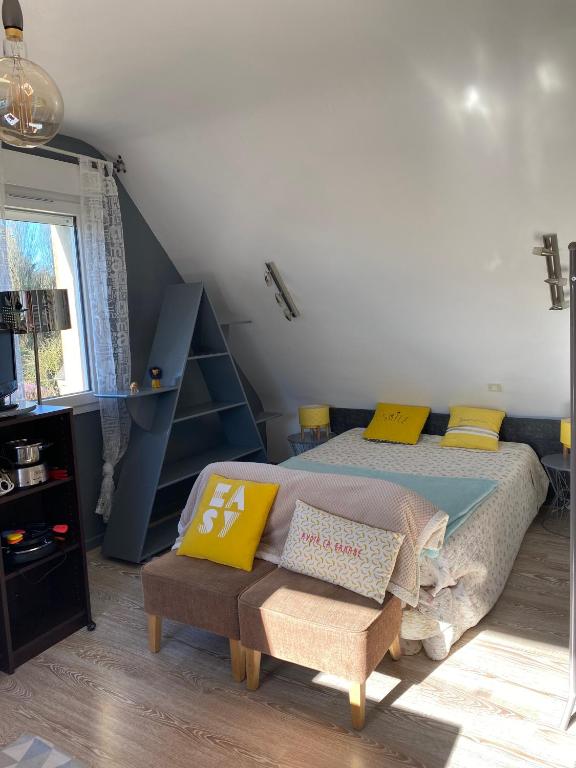 Studio perros guirec village préféré des Français - 1
