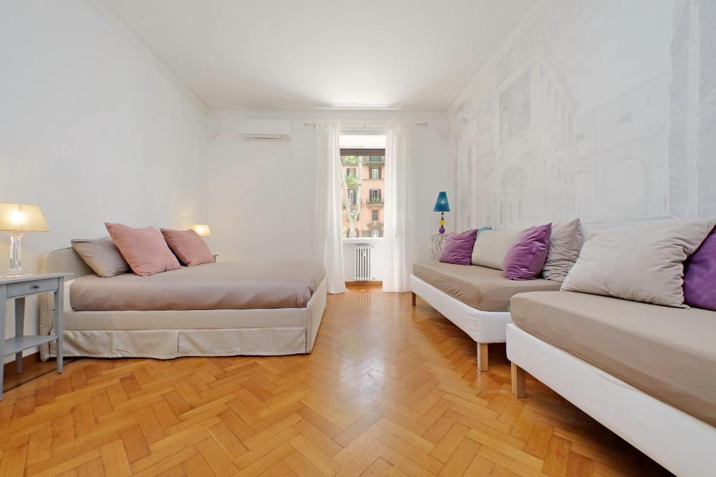 Charme e Style: Splendid Apartment with 2 Bedrooms - 3