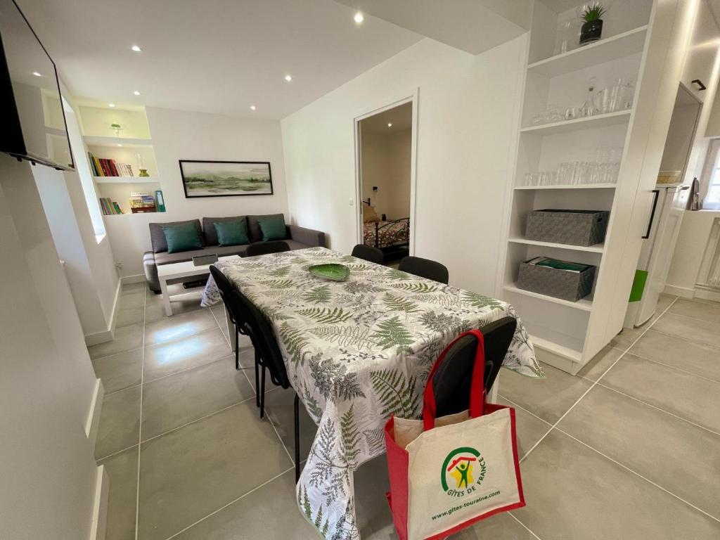 Gîte rénové 2024 calme et proche du centre, tout inclus, équipé et confortable, idéal pour découvrir Amboise - FR-1-381-580 - 4