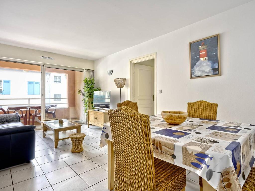 T3 Confortable à Arcachon Centre avec Loggia, Parking et Clim, à 400m de la Plage! - FR-1-433-120 - 1