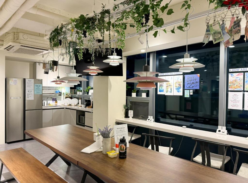 서울 큐브 종로 외부 및 위치도