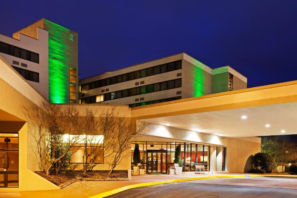 Holiday Inn Johnson City By IHG 外観