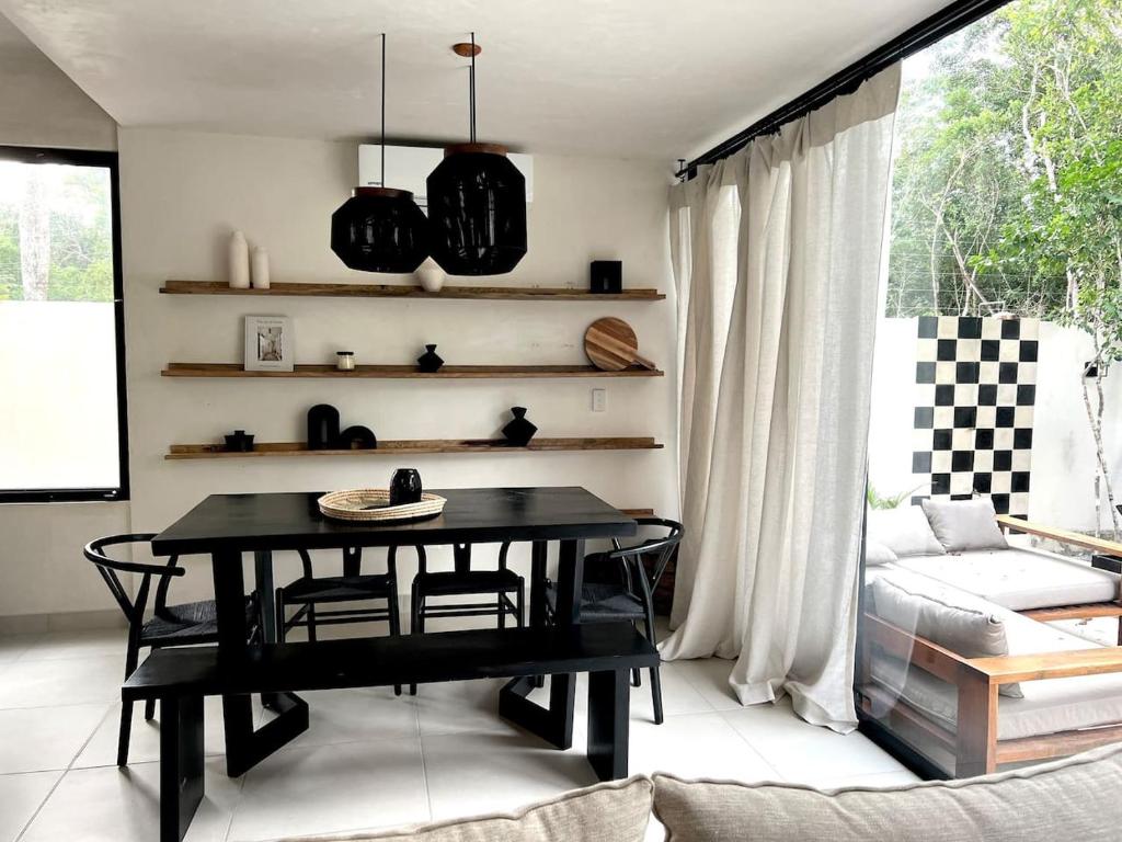 Casa Nopal Beach Club Access, Tulum