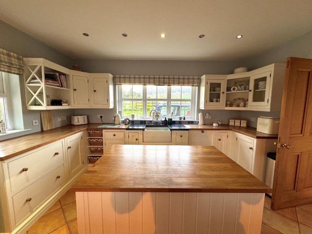 Holly Tree Cottage, Annalong photo 7
