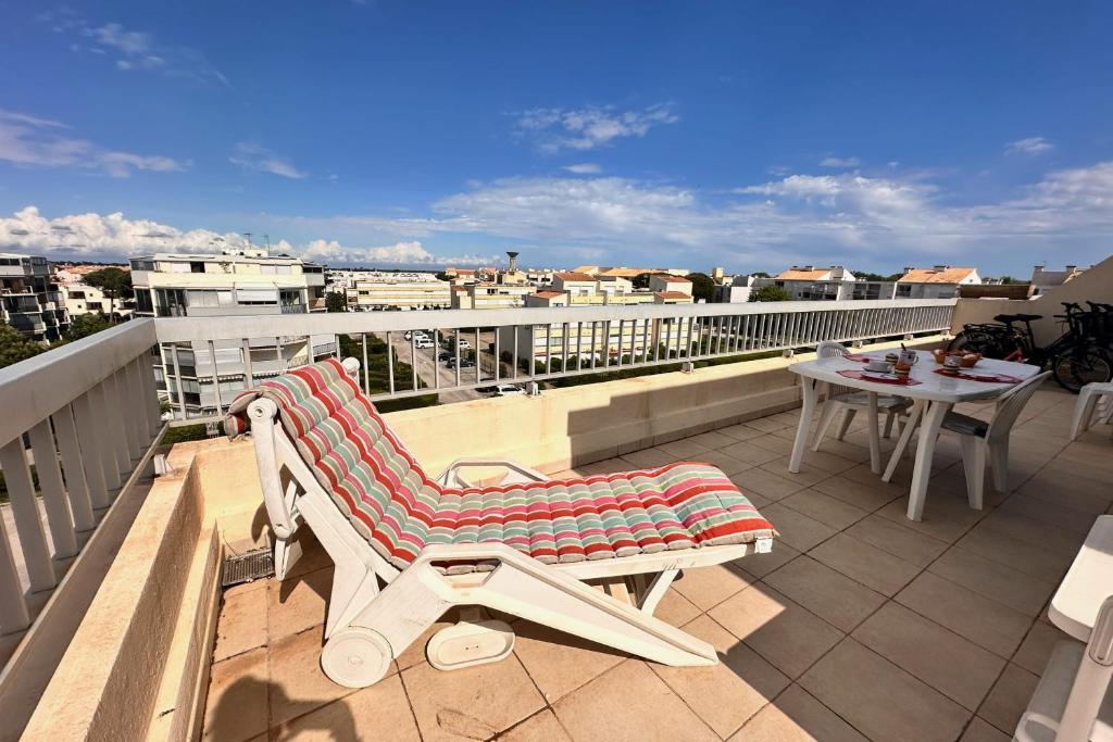 LE MATHILDE - Appart 1 chambre Vue dégagée proche de la plage avec parking, Le Grau-du-Roi