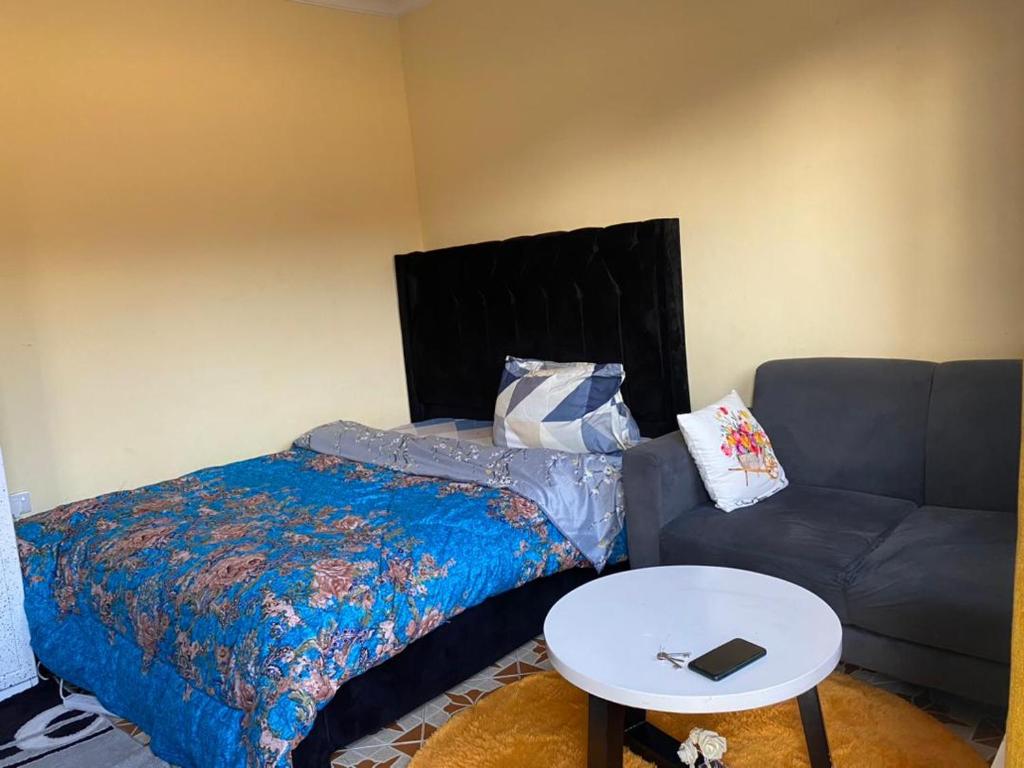 Maasaifari Osmlai, Arusha