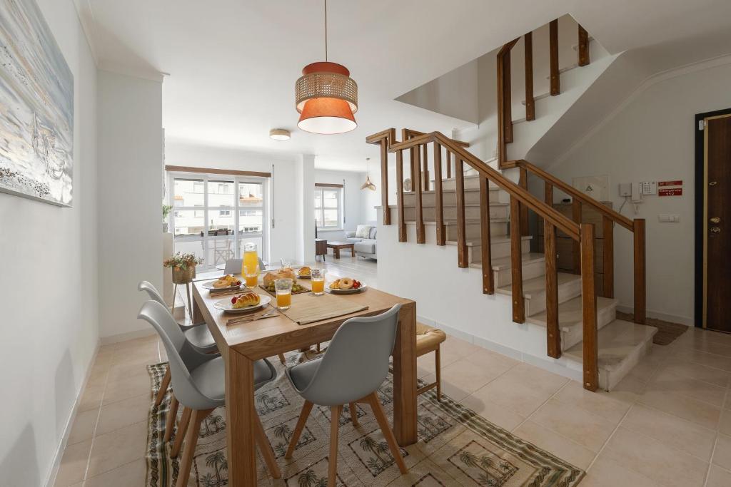 Baleal Beachfront Duplex, Peniche