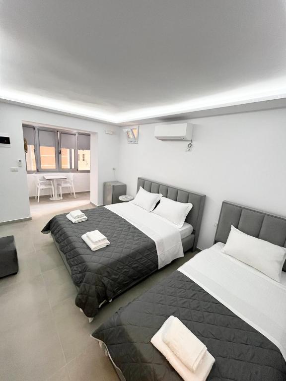 Coastal Charm Studio, Himarë