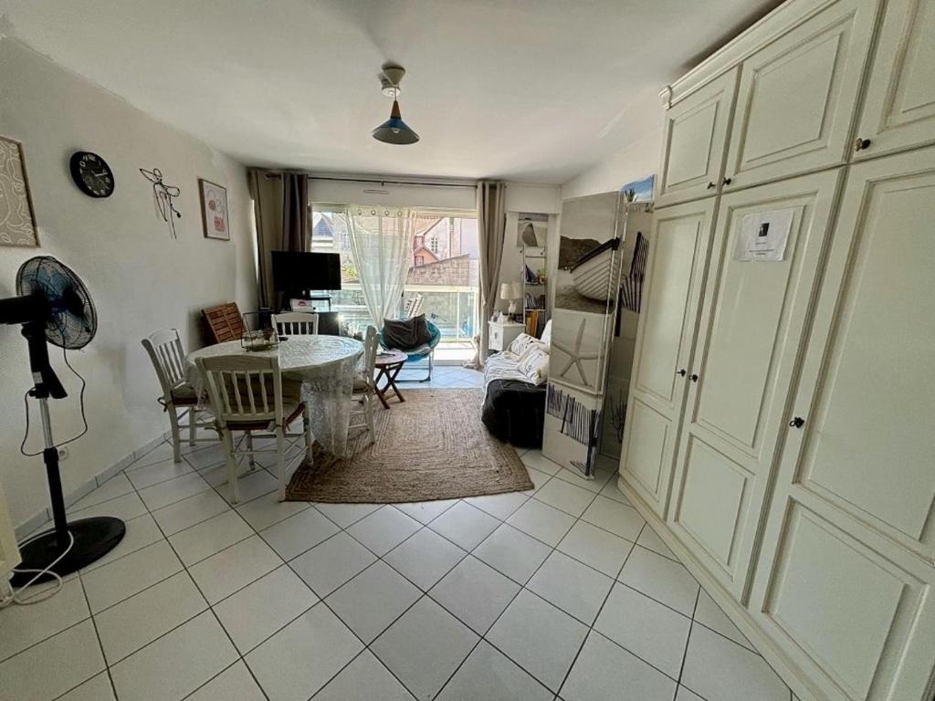 GRAND STUDIO LUMINEUX, Le Touquet-Paris-Plage