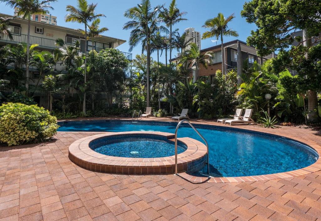 スイミングプール