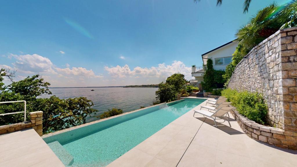 Villa Flora luxury pool-BGL - 1