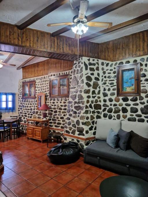 Casa cueva Martín, Carrizal