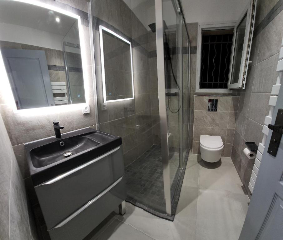Chambres privées dans Villa des Lauriers - 2