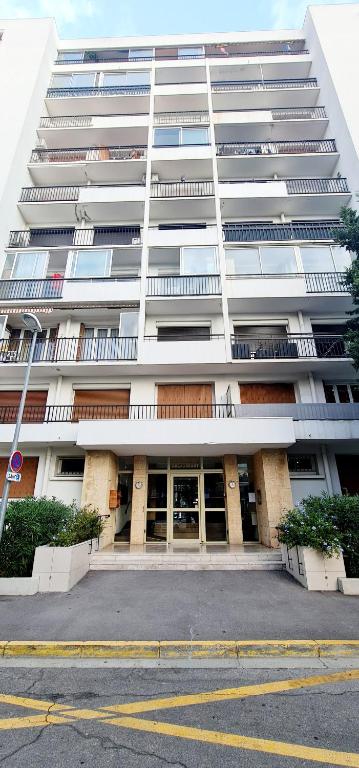 Appartement Standing 110m2 lumineux, Clim, balcons - 3