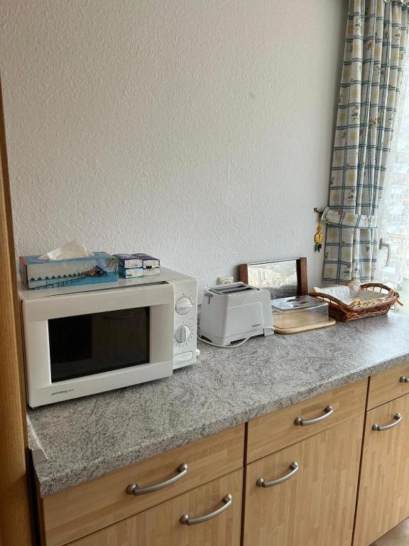 98, Bergblick, 2 Schlafzimmer, Dusche , WC, Küche, Wohnzimmer - 2