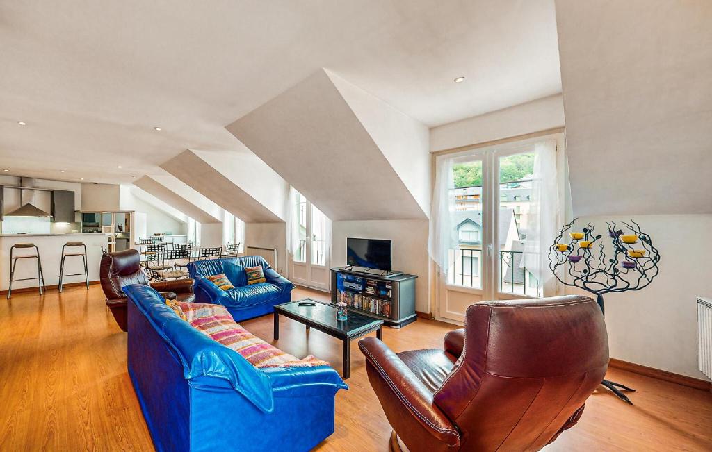 Cozy Apartment In Cauterets - 4