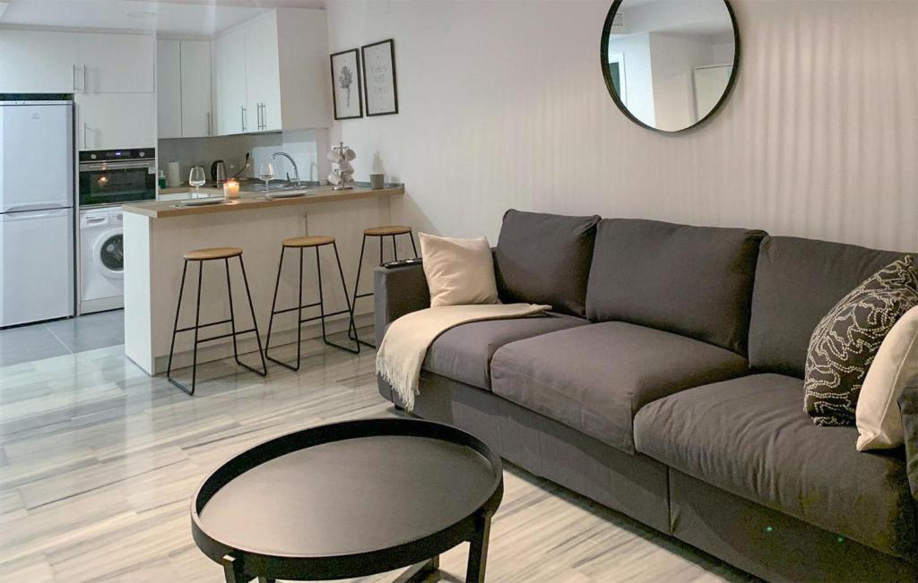 Lovely Apartment In Marbella With Wifi - 4