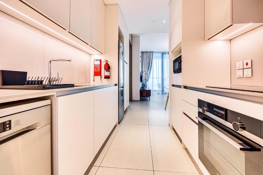 Brand New 5 Luxury Apartment in Address JBR 전경