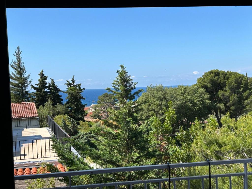Cassis appartement vue mer balneo - 2