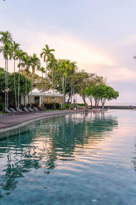 2-Bedrooms SeaViewCondo 1120 CicadaMarket, Hua Hin