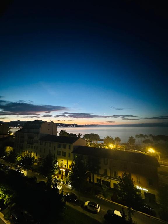 Cote d’Azur Charm, Studio Apartment with panoramic seaview in Nice - 3