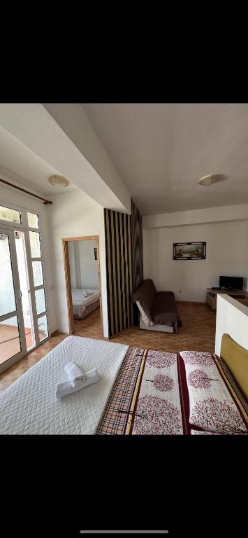 Apartaments DIN - 5