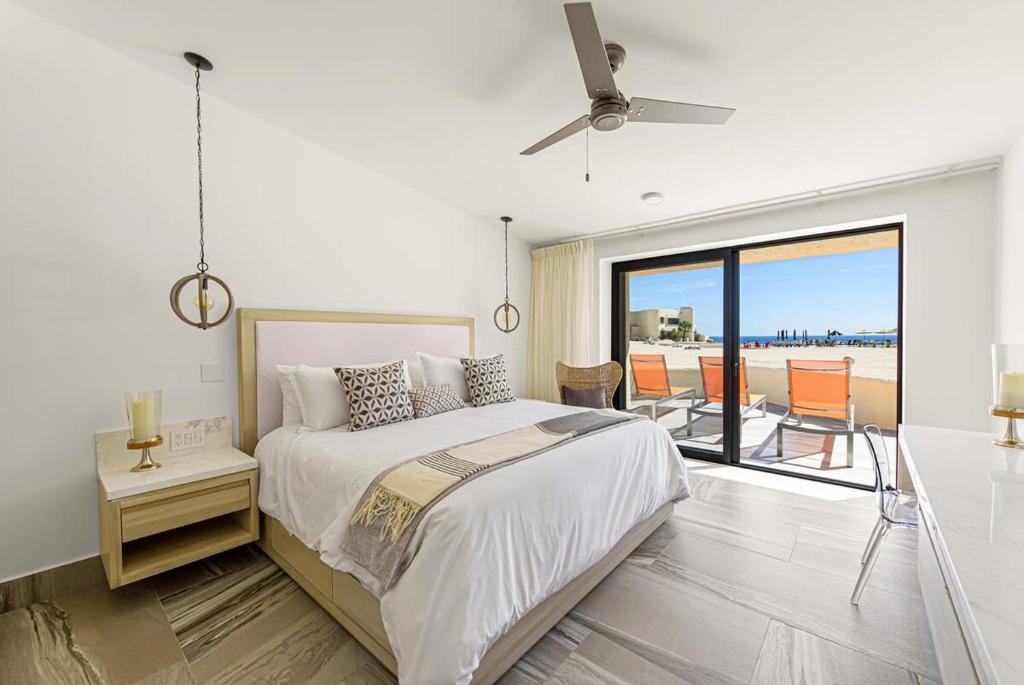 Unit 168- Casa Sangria - OCEANFRONT - Fully Renovated - 3