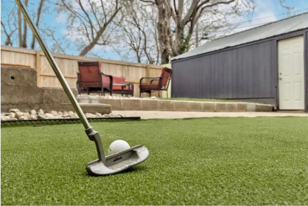 Up to 32 off Updated Midtown Bungalow Great Walkability, Kansas City, MO