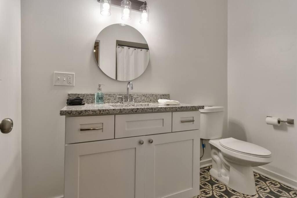 Up to 32 off Updated Midtown Bungalow Great Walkability, Kansas City, MO